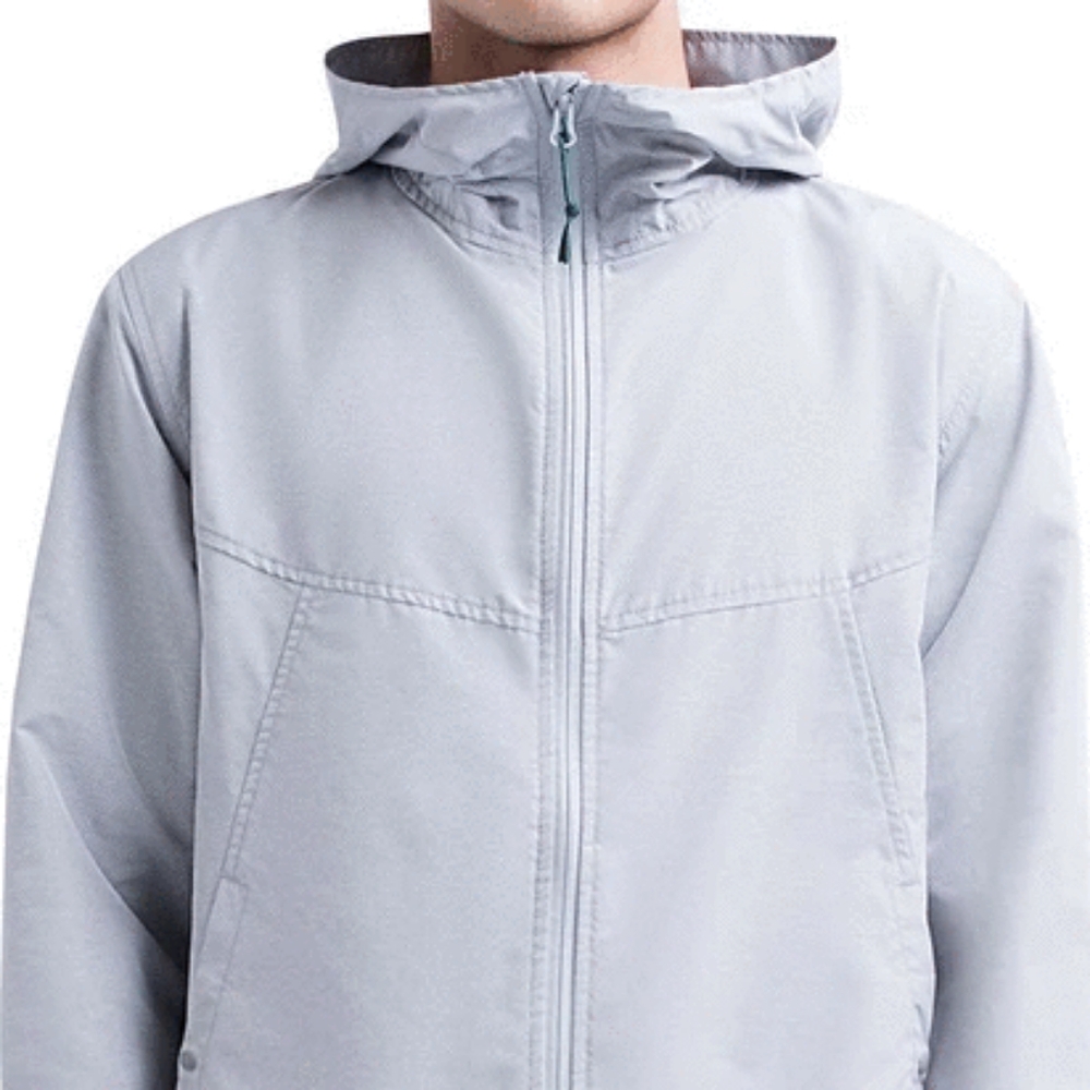 Voyage Windbreaker